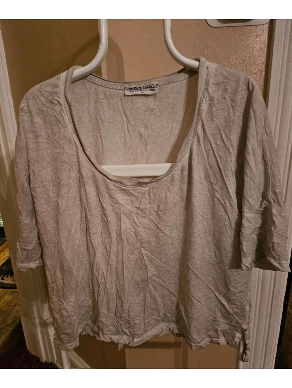 PROJECT SOCIAL Tee - cropped T-shirt scoop neck SIZE Large - EUC